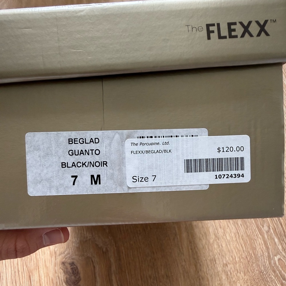 The Flexx Wedge Sandals - Picture 10 of 11